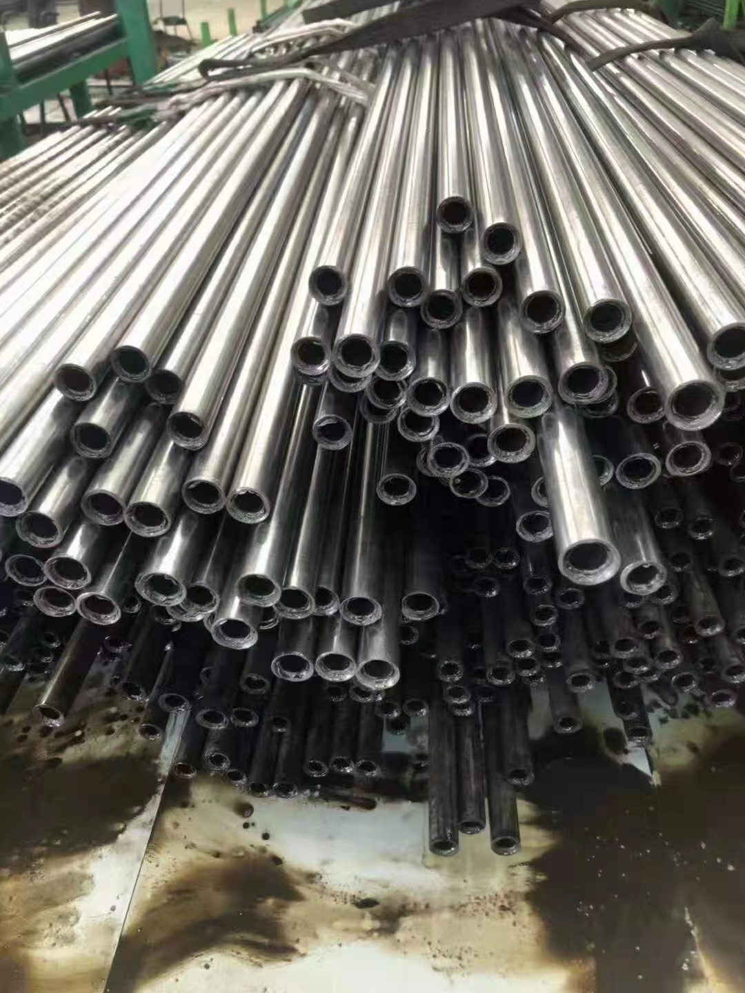 ܟop䓹\ܹ20䓾ܶȱCؓ(f)10z